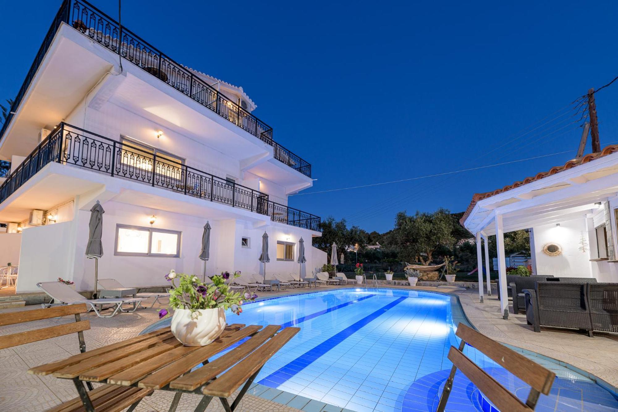 أرغاسي Denise Studios And Apartments المظهر الخارجي الصورة