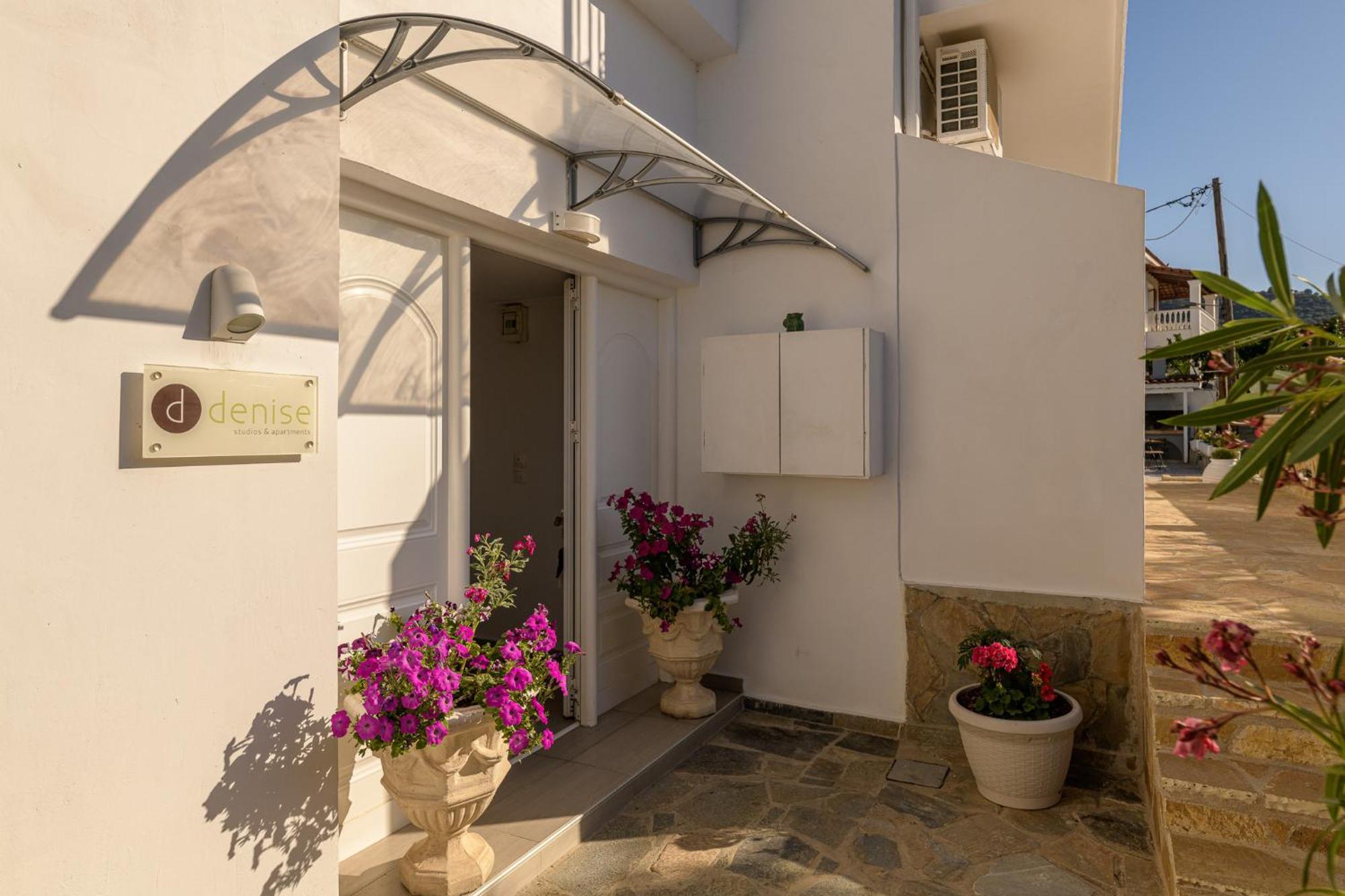 أرغاسي Denise Studios And Apartments المظهر الخارجي الصورة
