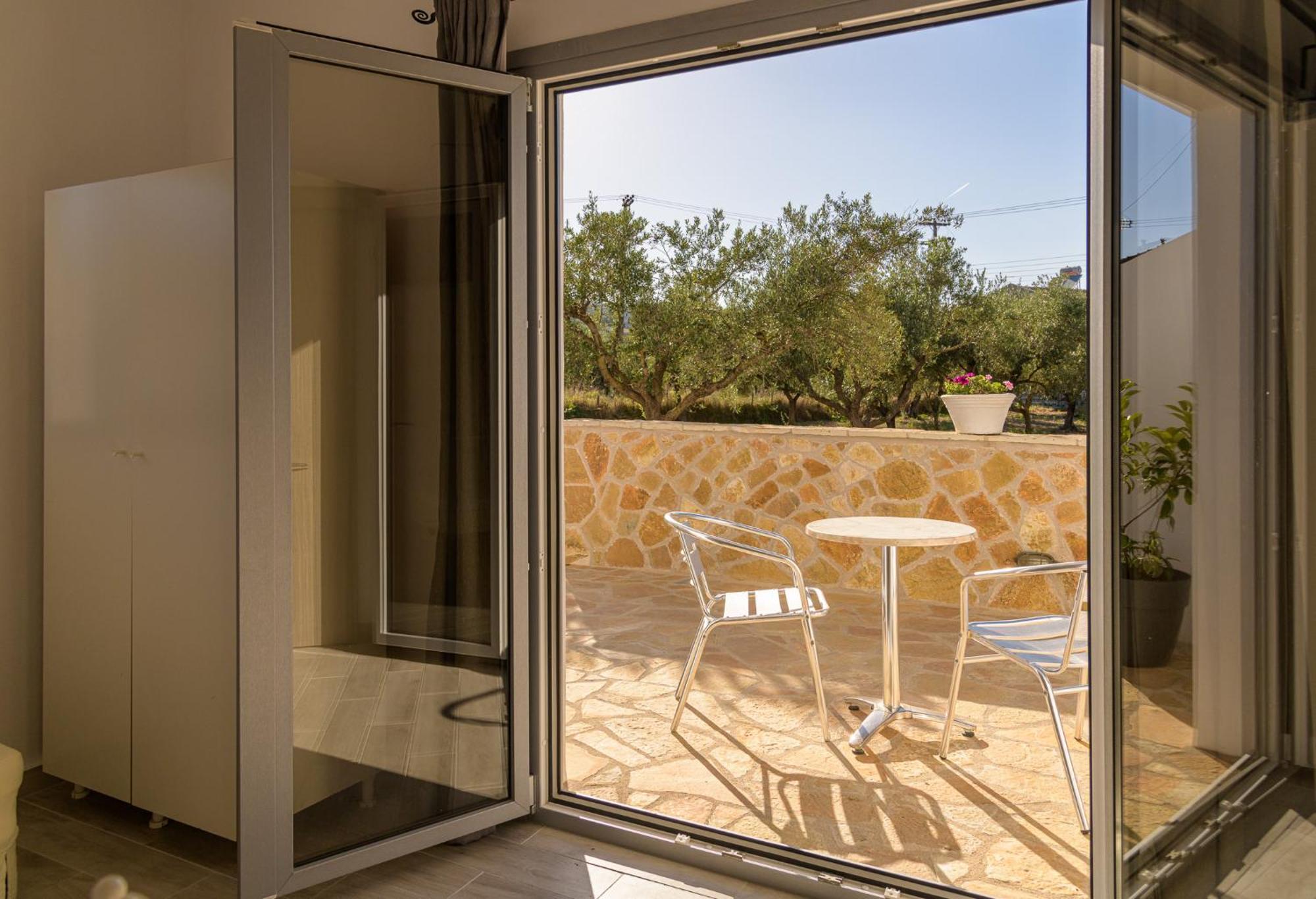 أرغاسي Denise Studios And Apartments المظهر الخارجي الصورة